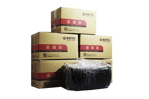 使用路面灌縫膠修補道路裂縫到底麻不麻煩？